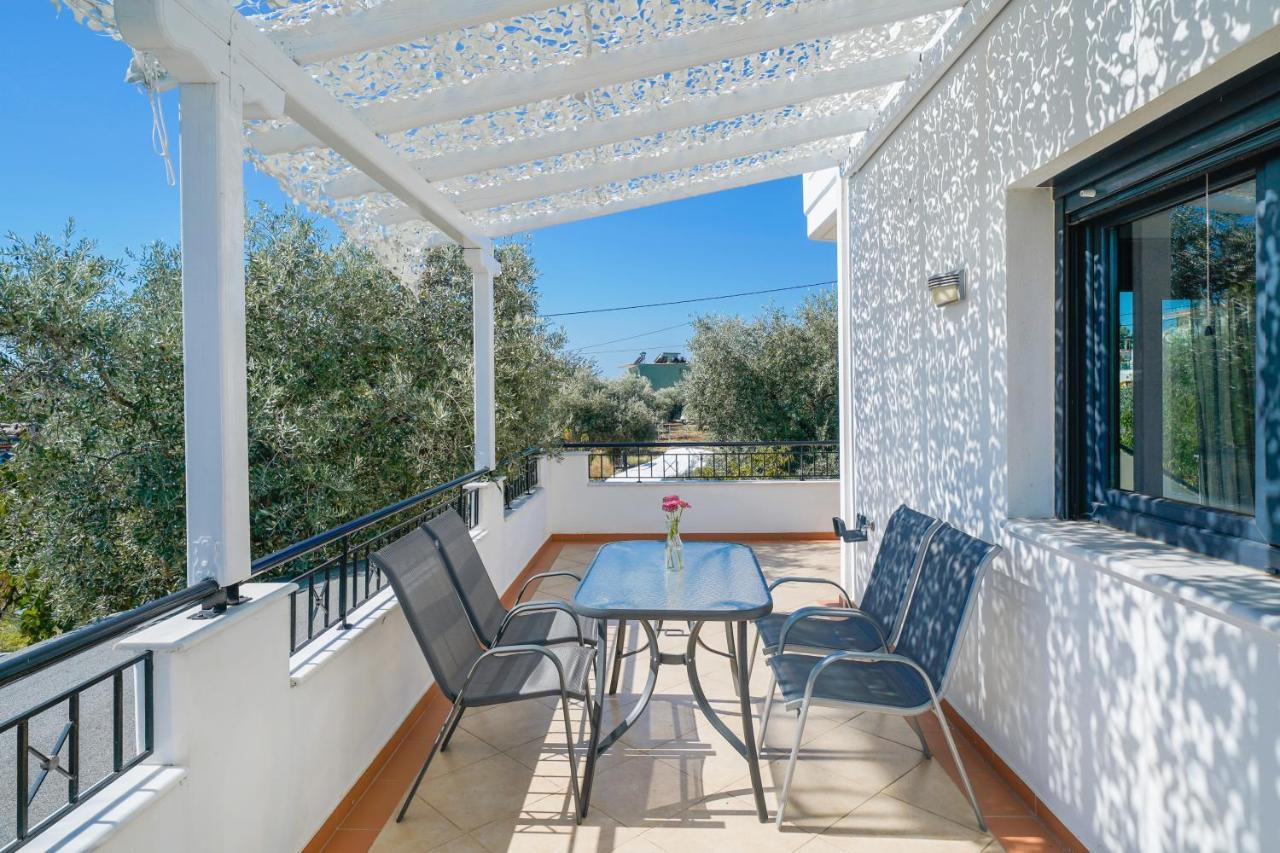 Scandia Villas Потос Екстериор снимка
