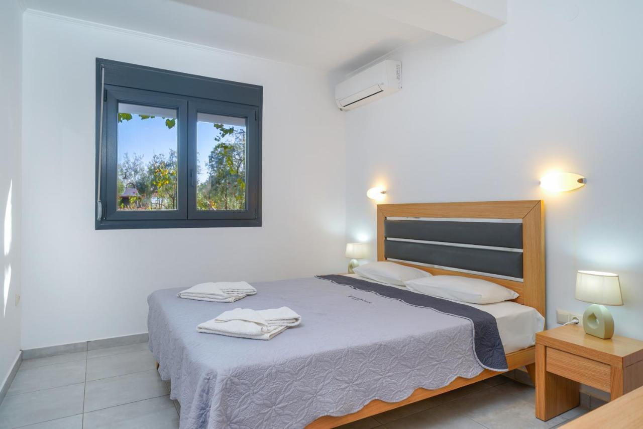 Scandia Villas Потос Екстериор снимка